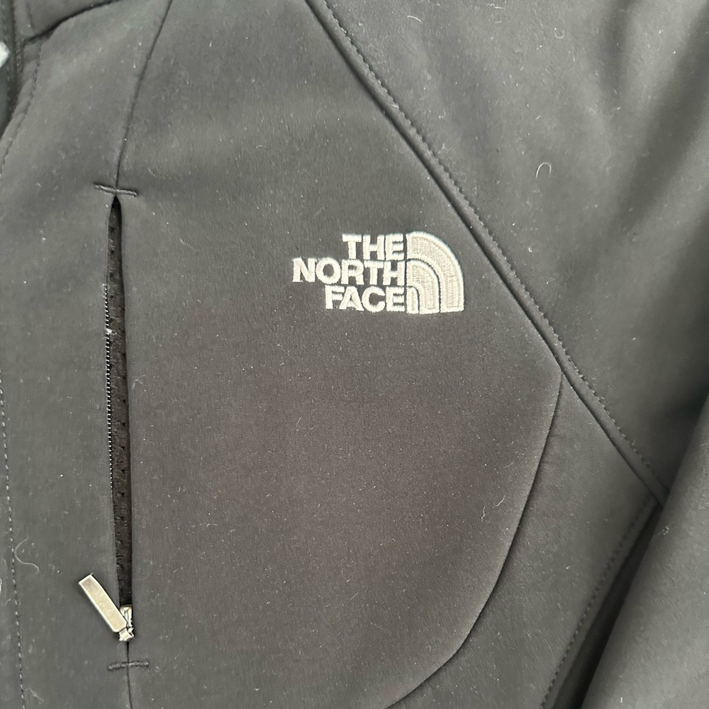 Women’s Small NorthFace Jacket - Picture 2 of 5